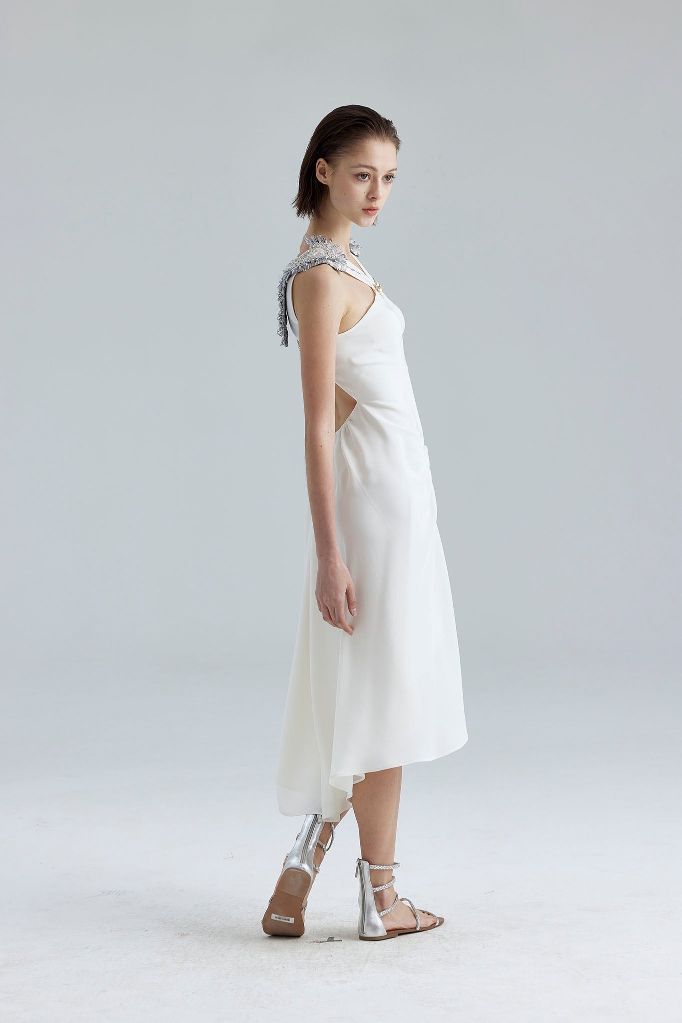 15.White wing dress